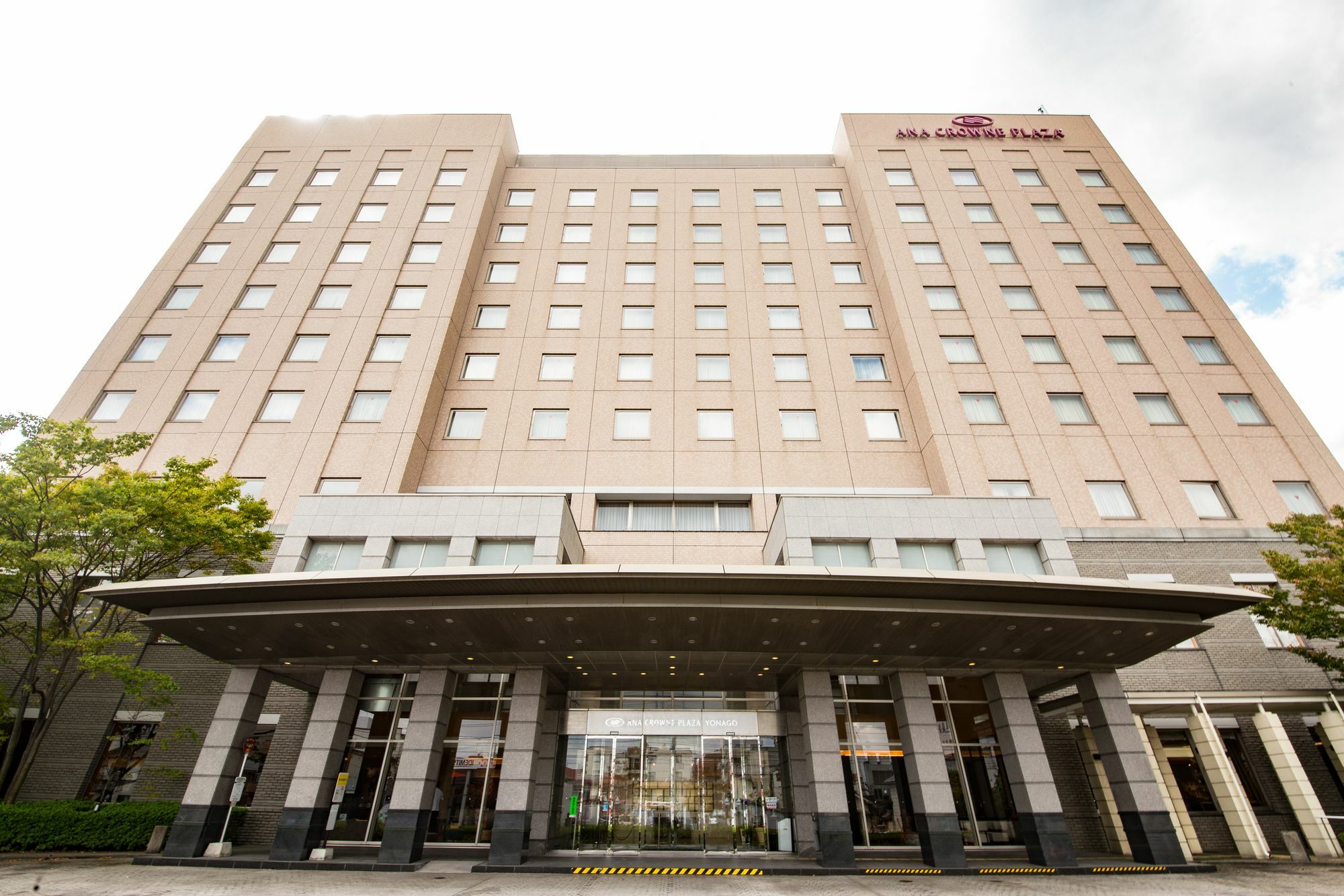 เอเอ็นเอ คราวน์ พลาซา โฮเต็ล โยะนะโงะ Hotel โยนาโกะ ภายนอก รูปภาพ